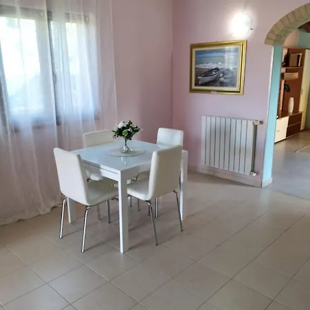 Holiday home Casa Vinny *